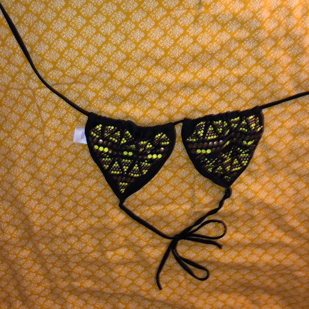 Medium swim top